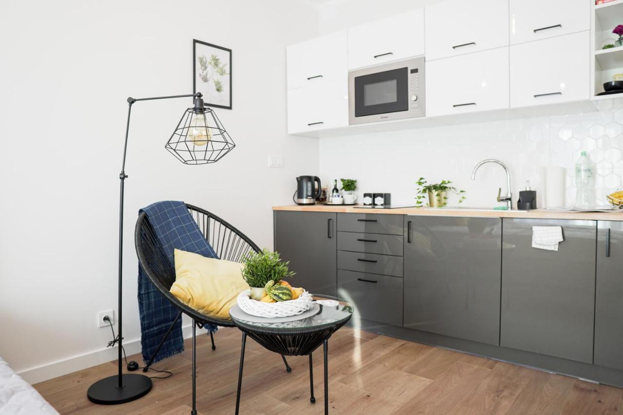 Vizzit Us Premium Apartments Warsaw Exterior photo